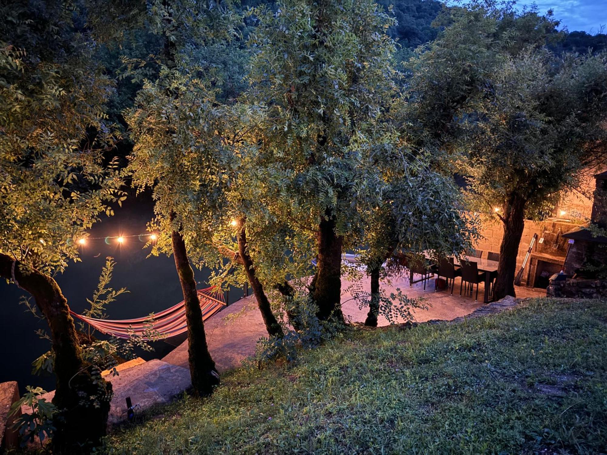 House On The River Blagaj Εξωτερικό φωτογραφία